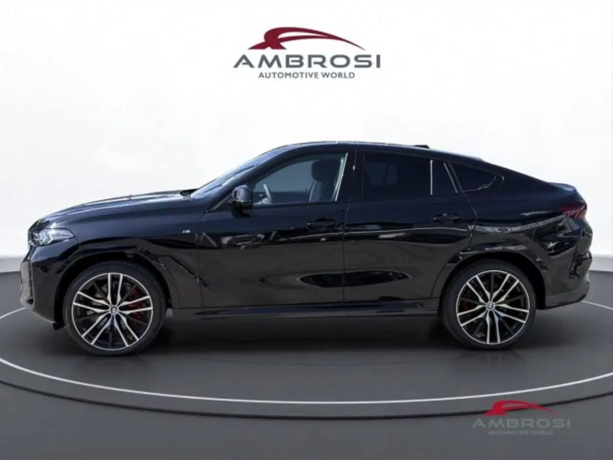 BMW X6 nuova a Perugia (6)