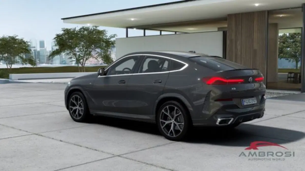 BMW X6 nuova a Perugia (2)