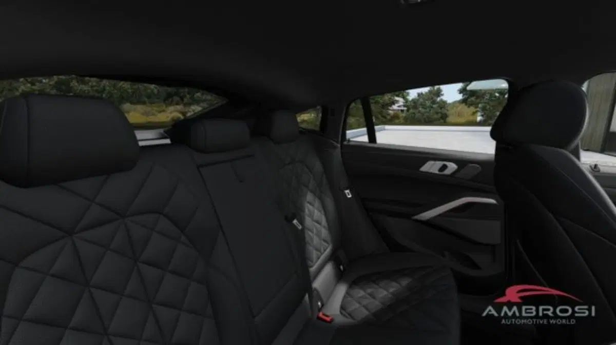BMW X6 nuova a Perugia (13)