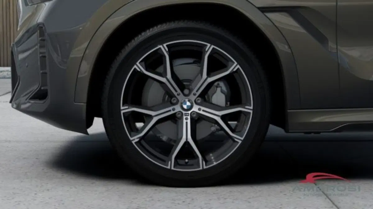 BMW X6 nuova a Perugia (8)