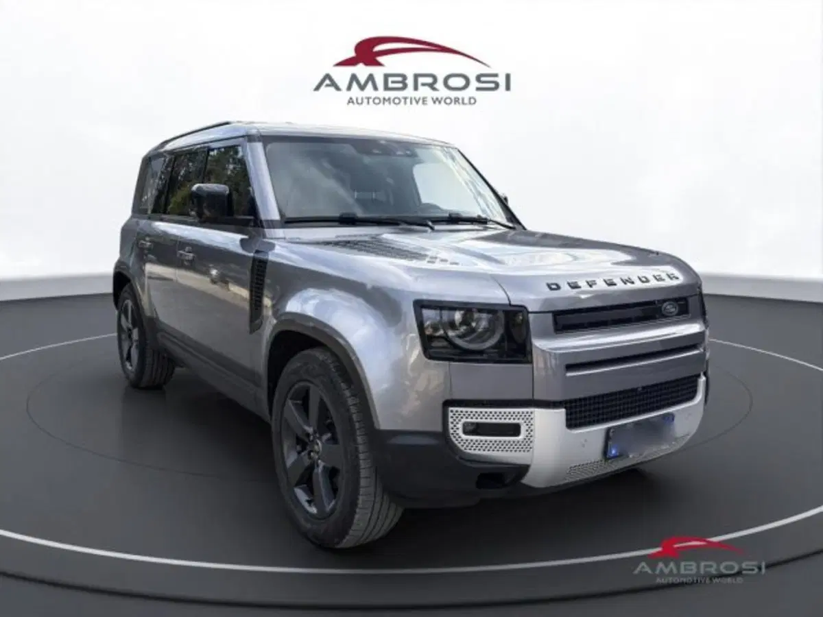 Land Rover Defender usata a Perugia (2)