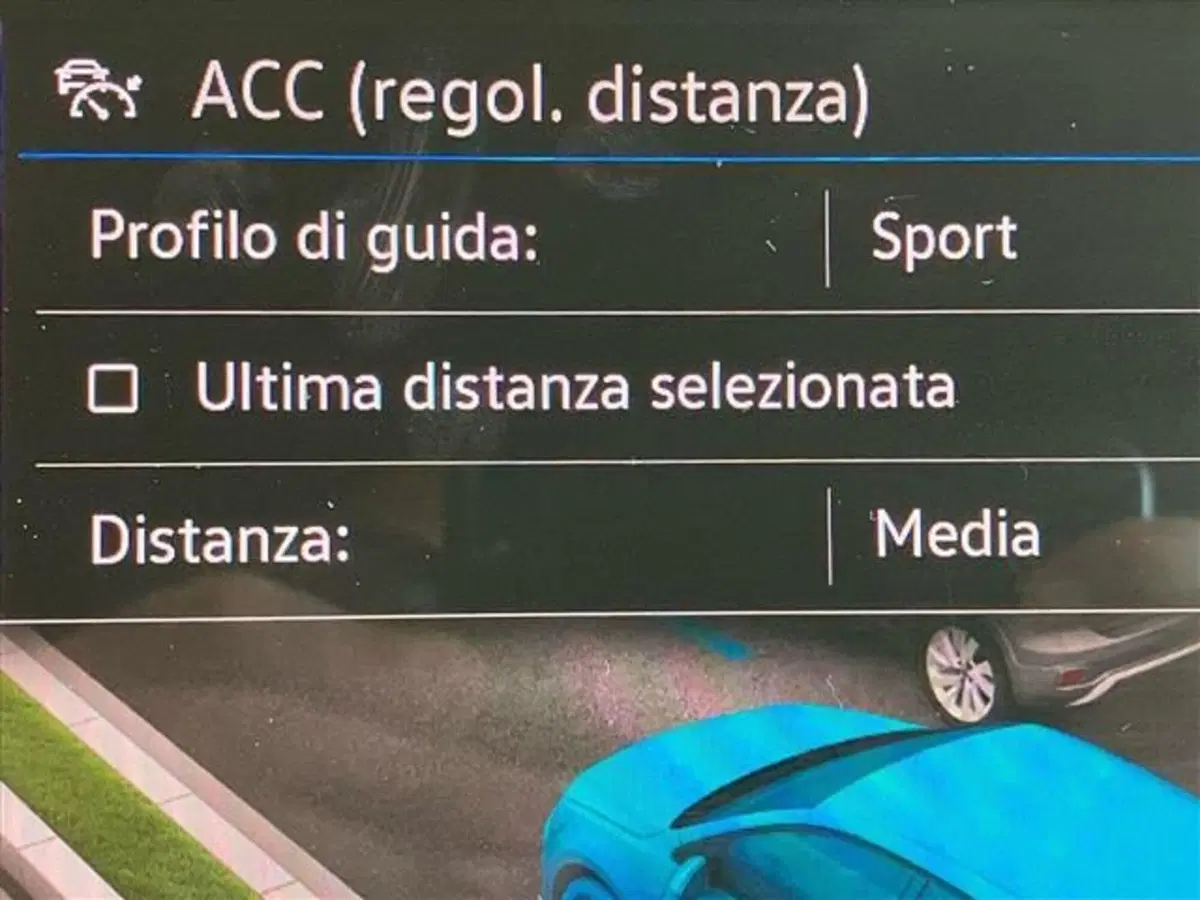 Volkswagen T-Cross usata a Como (20)