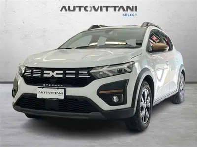 Dacia Sandero Stepway 1.0 tce Expression 110cv del 2023 usata a Como