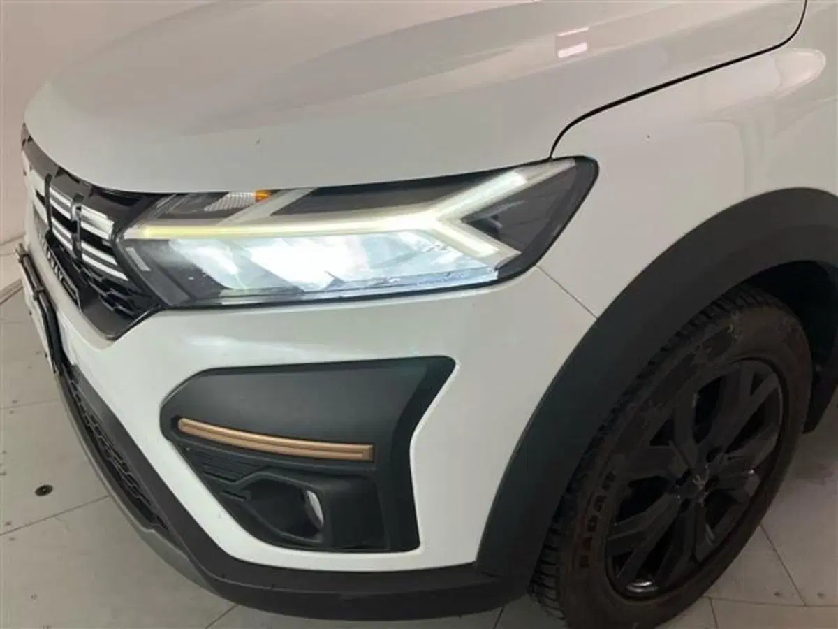 Dacia Sandero Stepway usata a Como (7)