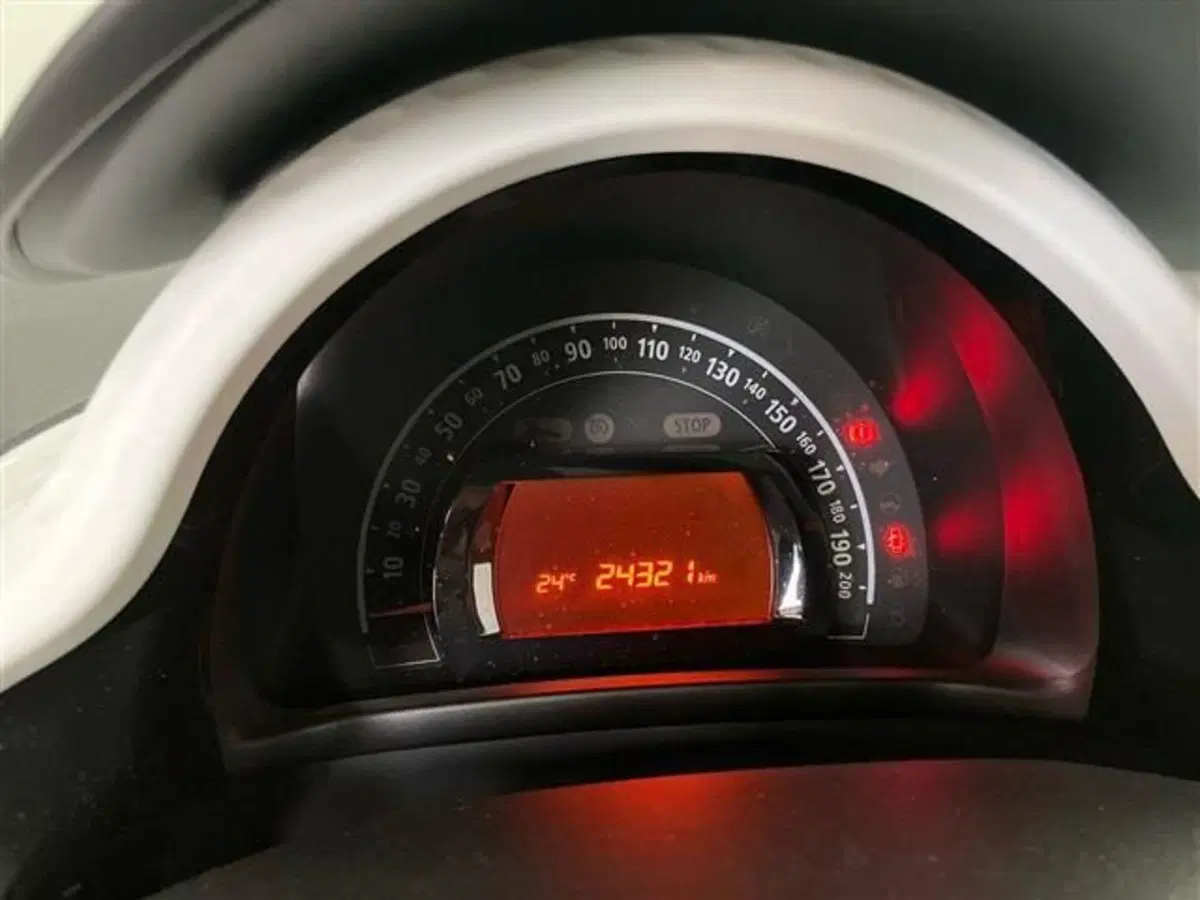 Renault Twingo usata a Como (13)