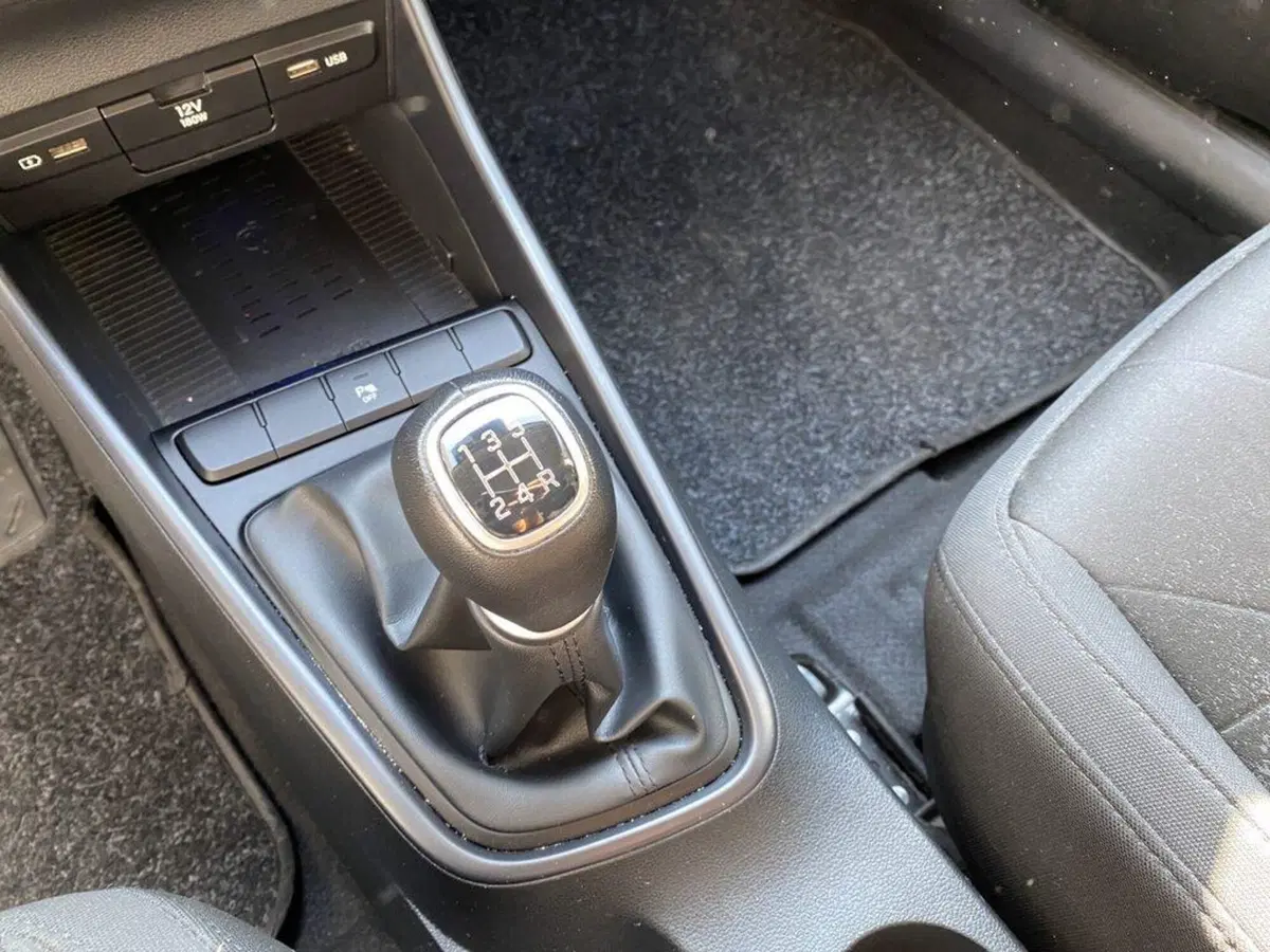 Hyundai Bayon usata a Torino (12)