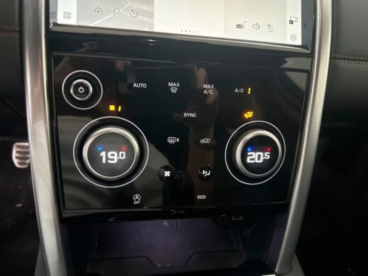 Land Rover Discovery Sport usata a Modena (18)