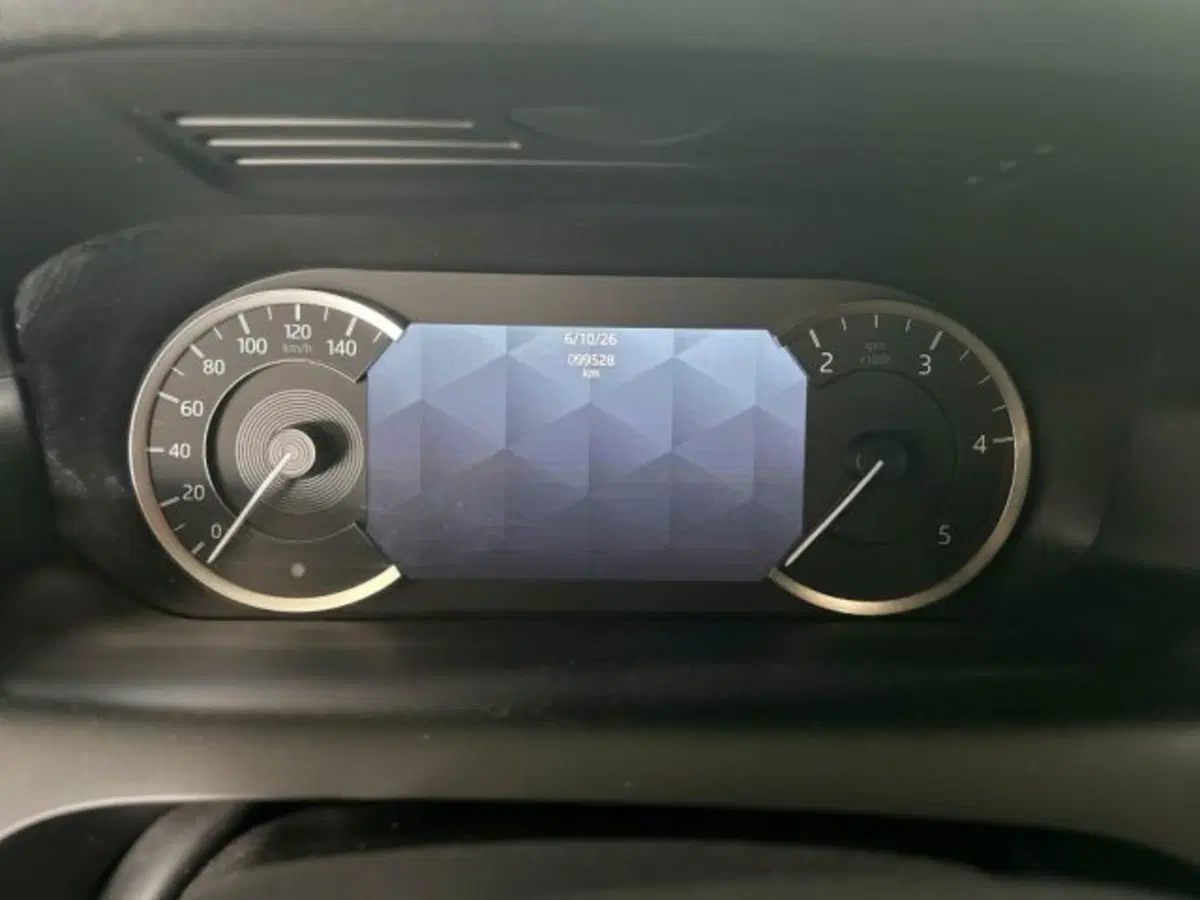 Land Rover Discovery Sport usata a Modena (9)
