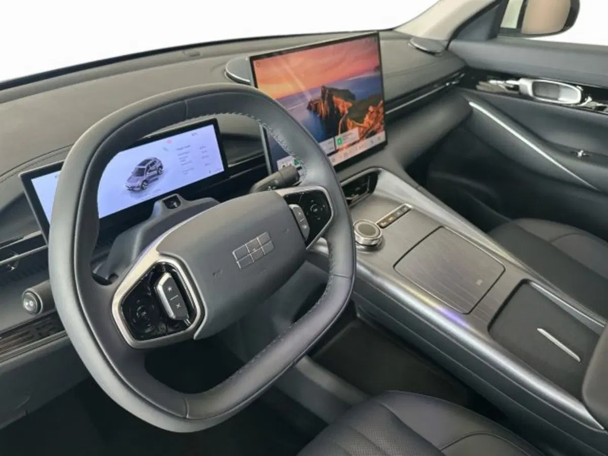 Geely EX5 nuova a Modena (10)