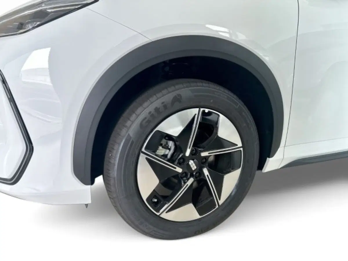 Geely EX5 nuova a Modena (11)