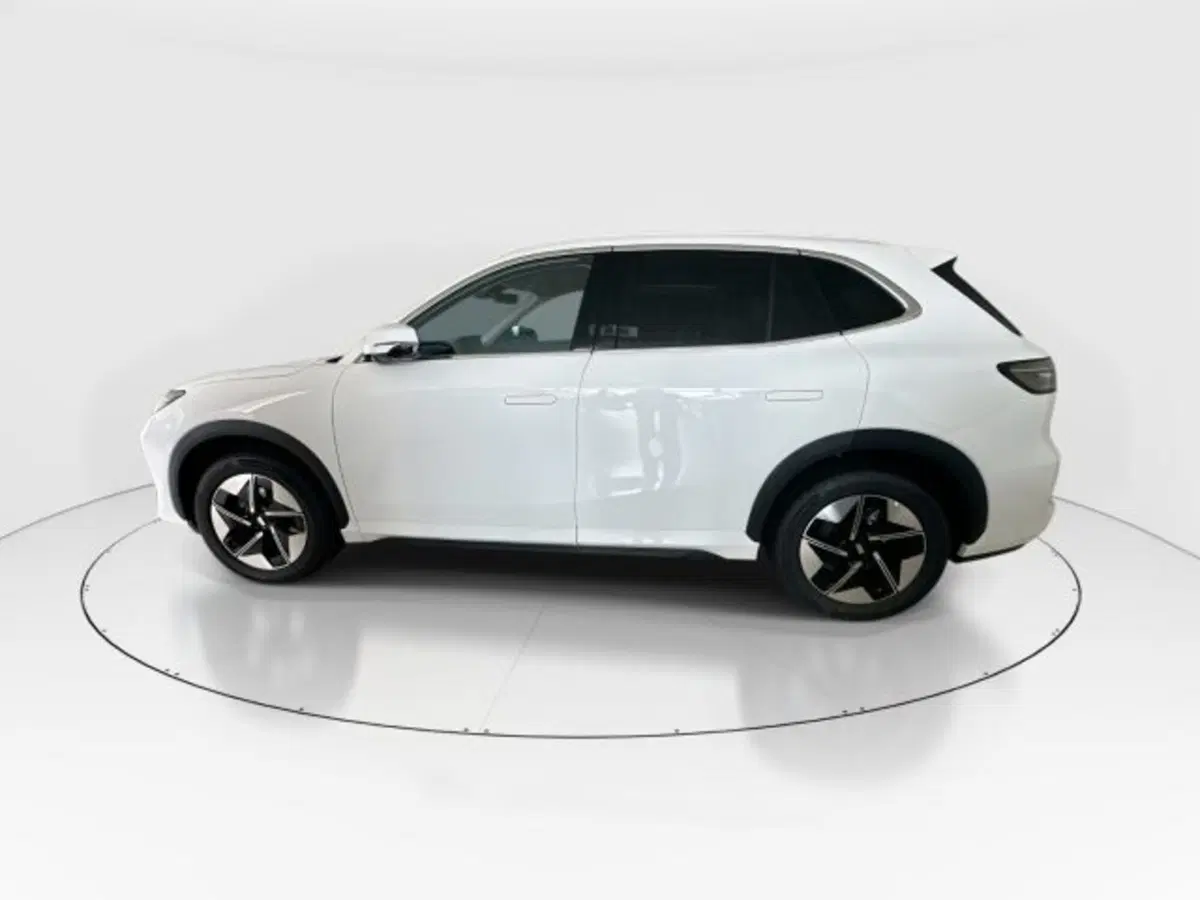 Geely EX5 nuova a Modena (4)