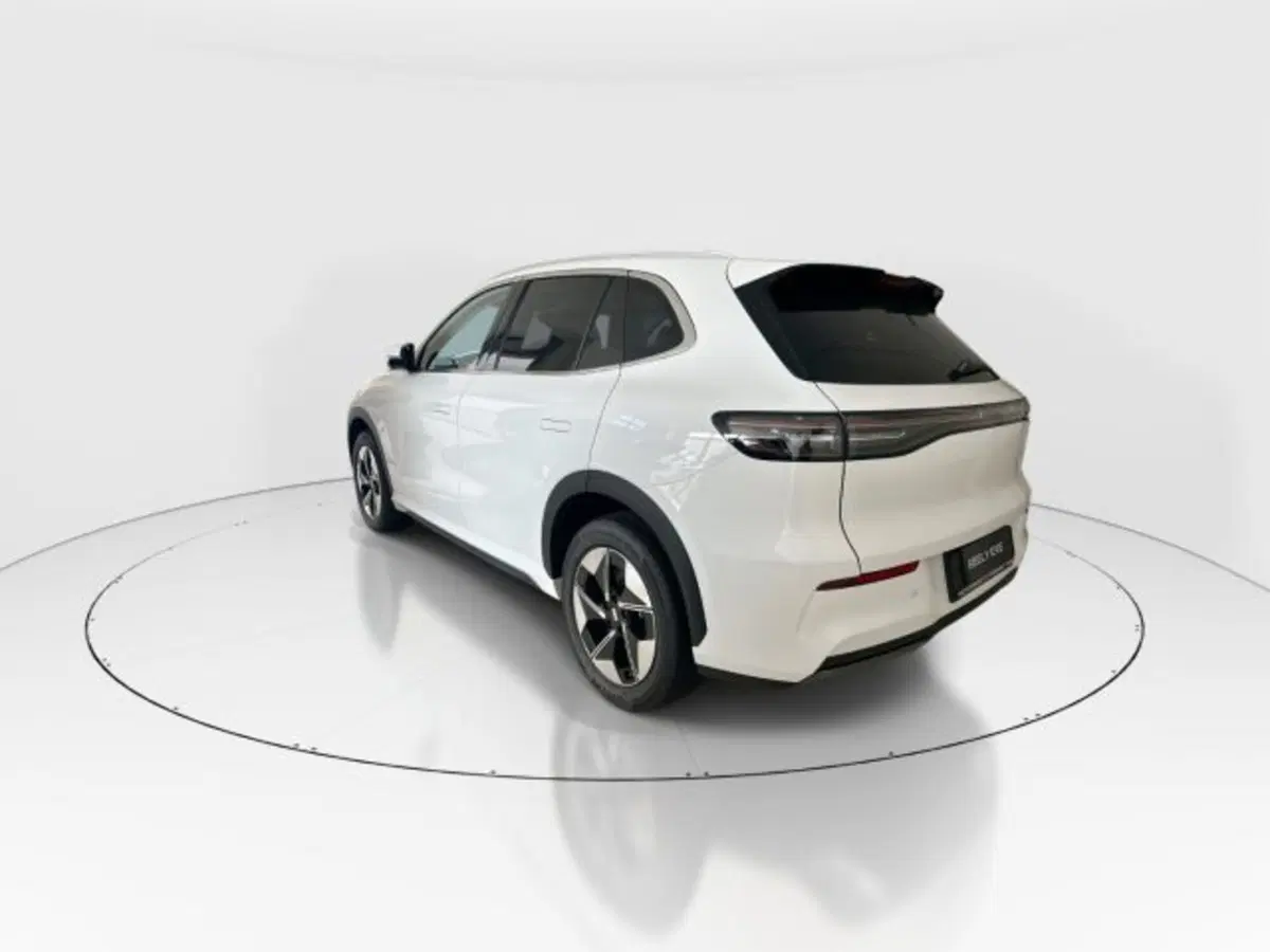 Geely EX5 nuova a Modena (5)