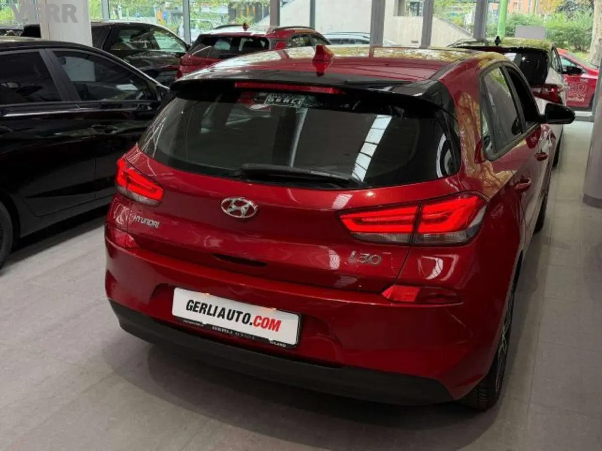 Hyundai i30 usata a Milano (5)