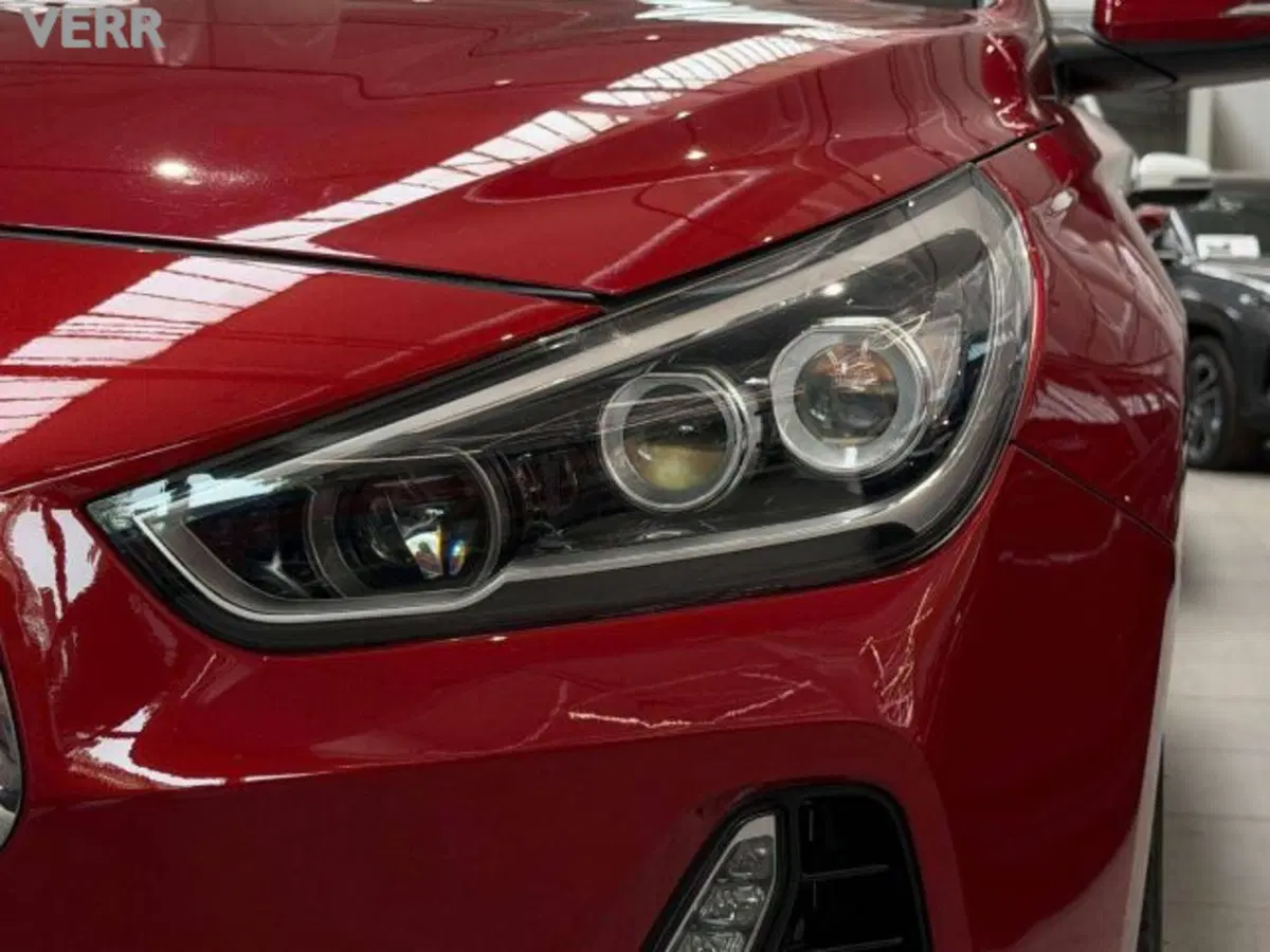 Hyundai i30 usata a Milano (7)