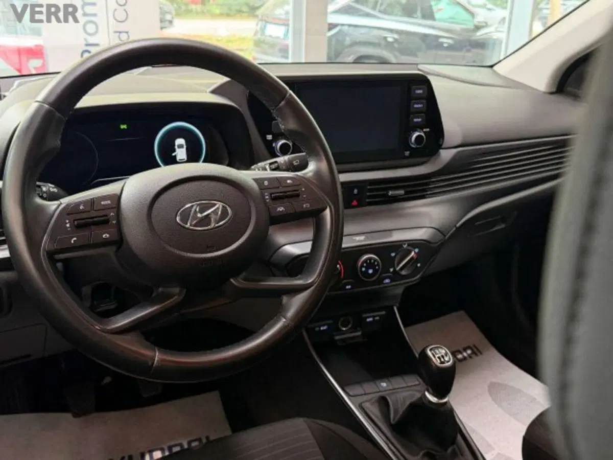 Hyundai i20 usata a Milano (10)