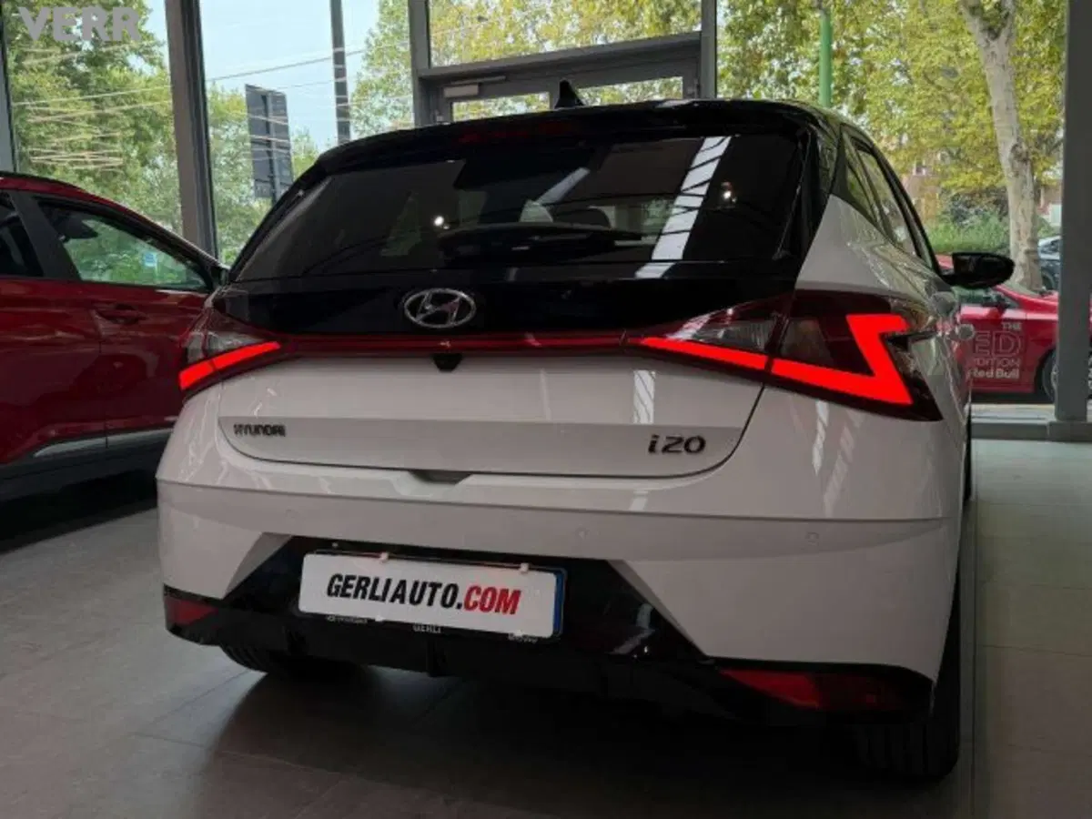 Hyundai i20 usata a Milano (5)