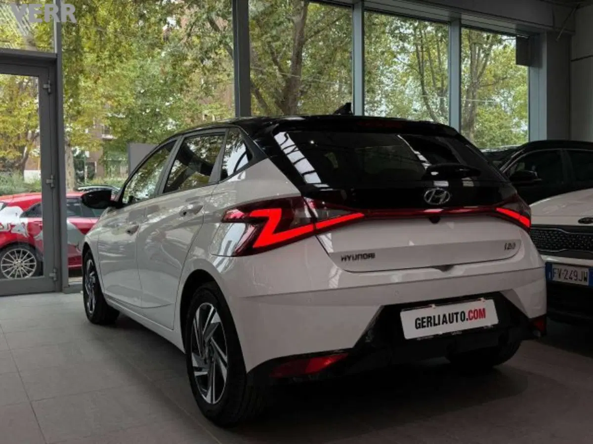 Hyundai i20 usata a Milano (6)