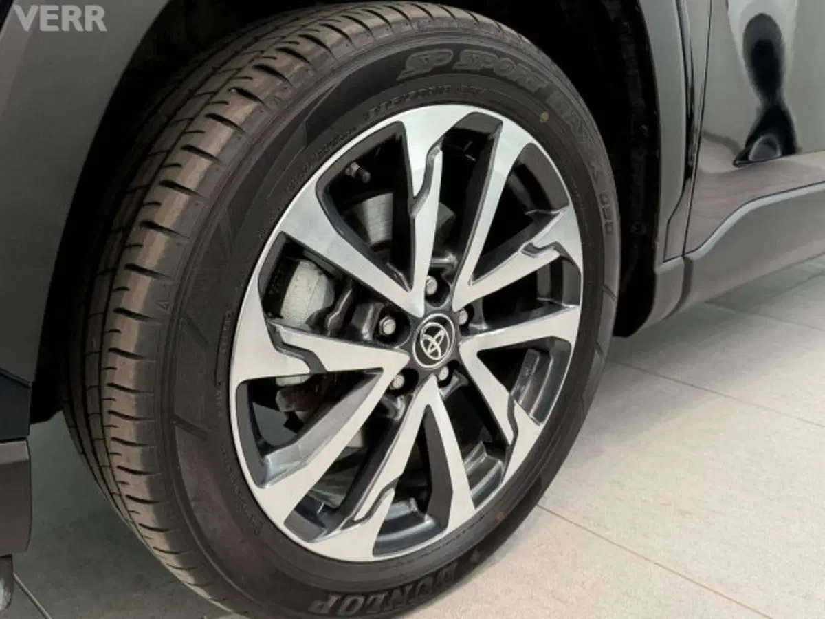 Toyota Corolla Cross Hybrid usata a Milano (13)