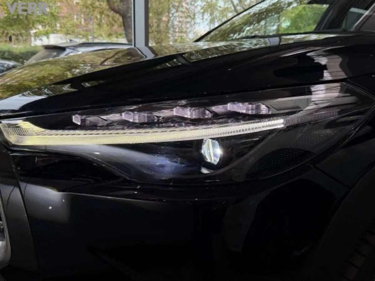 Toyota Corolla Cross Hybrid usata a Milano (2)