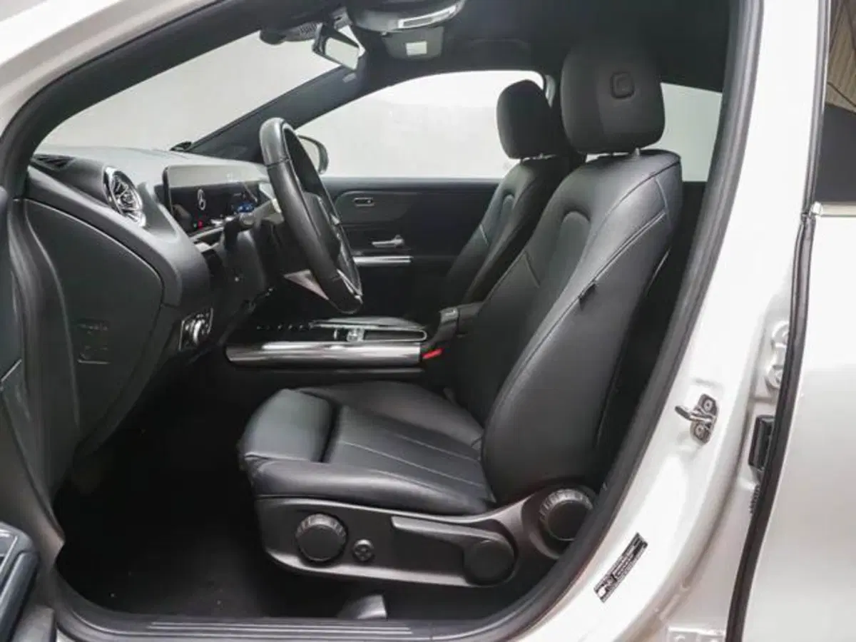 Mercedes-Benz GLA SUV usata a Milano (5)