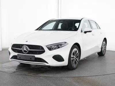 Mercedes-Benz Classe A Sedan 180 Progressive Advanced Plus auto del 2025 usata a Magenta