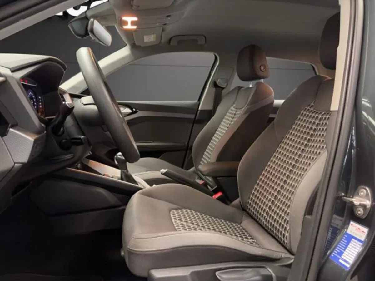 Audi A1 Sportback usata a Milano (11)