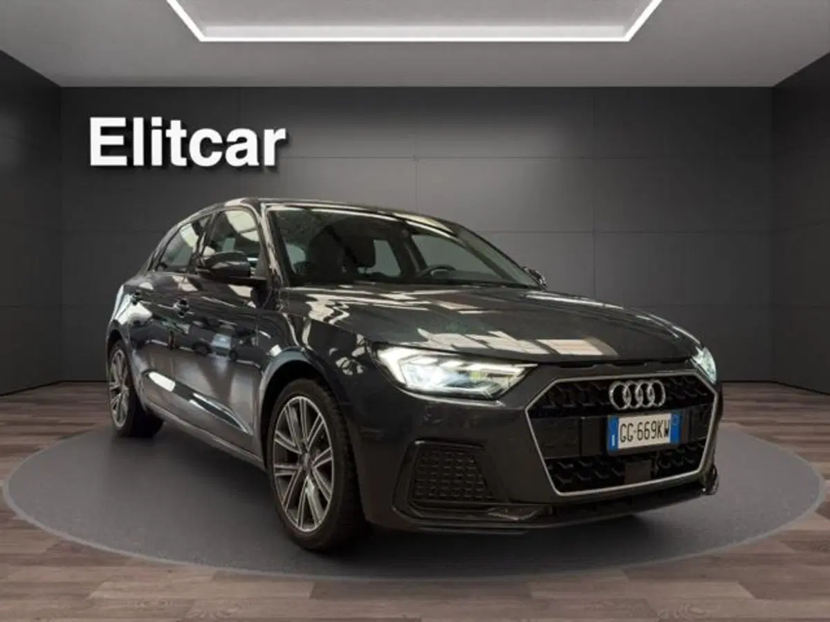 Audi A1 Sportback usata a Milano (3)