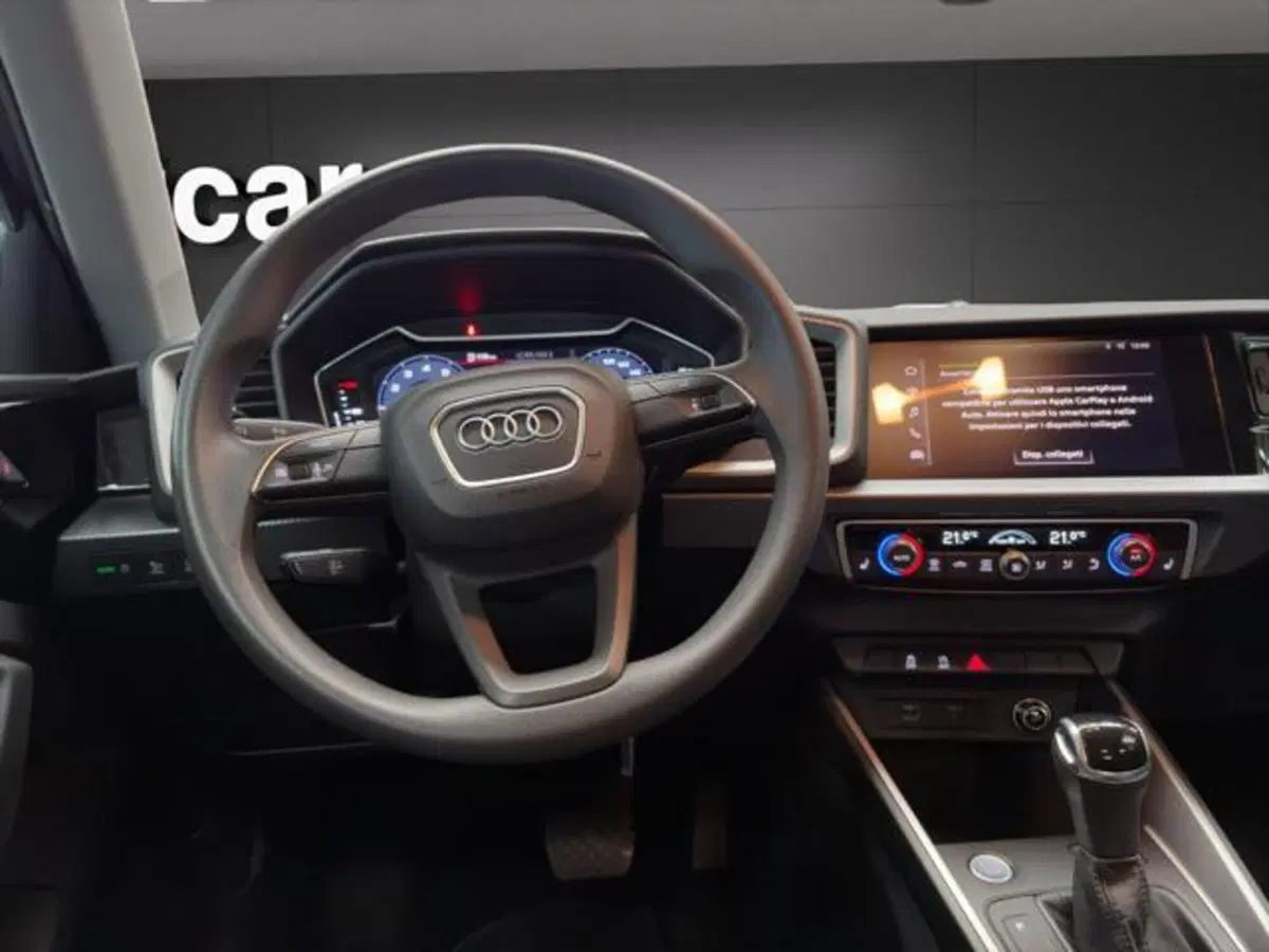 Audi A1 Sportback usata a Milano (9)
