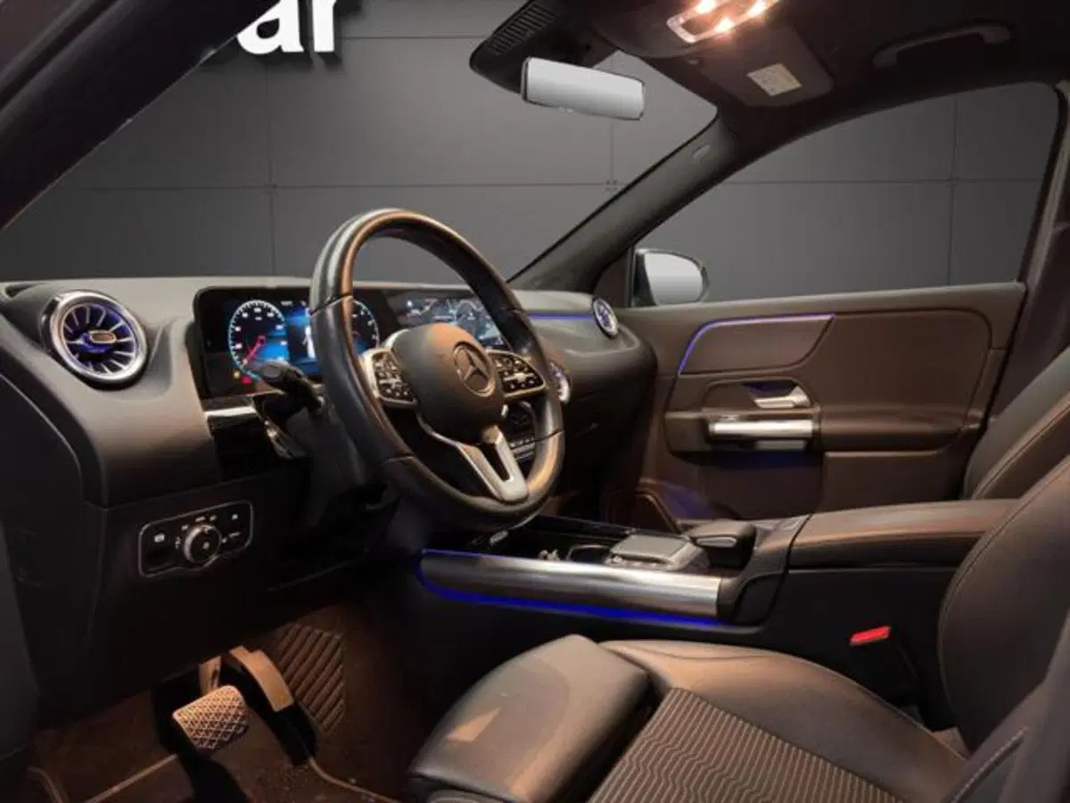 Mercedes-Benz GLA SUV usata a Milano (10)