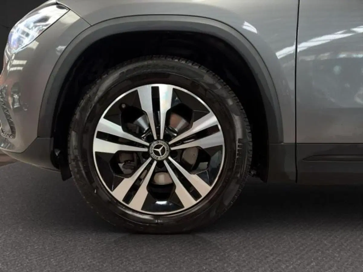 Mercedes-Benz GLA SUV usata a Milano (14)