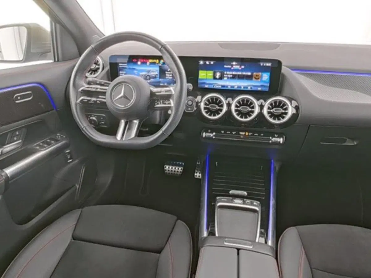 Mercedes-Benz GLA SUV usata a Novara (6)