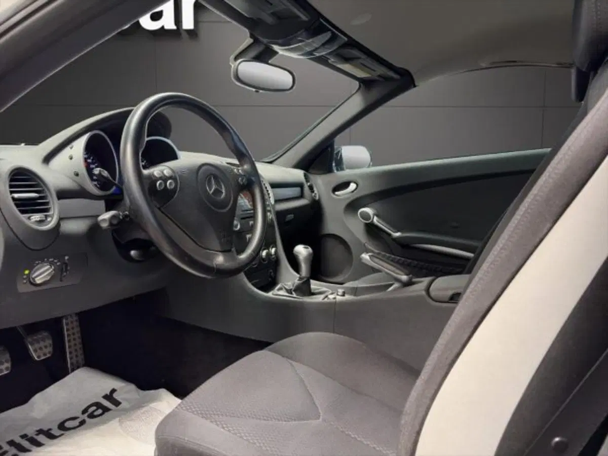 Mercedes-Benz SLK usata a Novara (10)