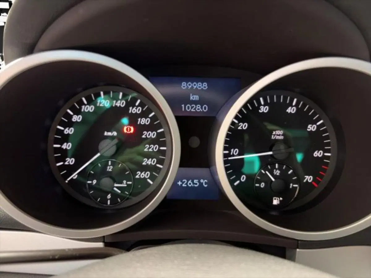 Mercedes-Benz SLK usata a Novara (7)