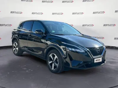 Nissan Qashqai 1.3 mhev N-Connecta 2wd 140cv del 2023 usata a Verona