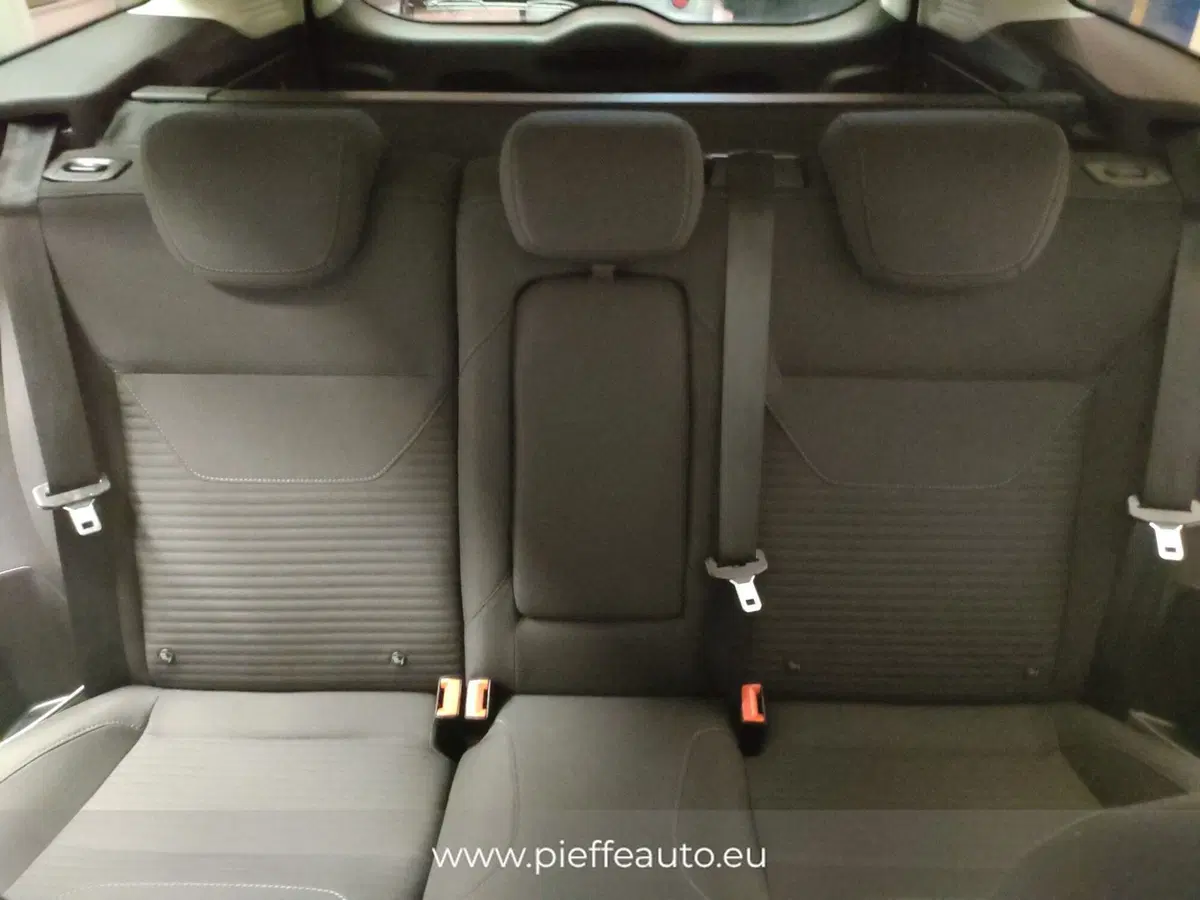 Ford Focus Station Wagon usata a Teramo (13)