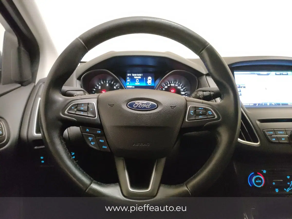 Ford Focus Station Wagon usata a Teramo (17)