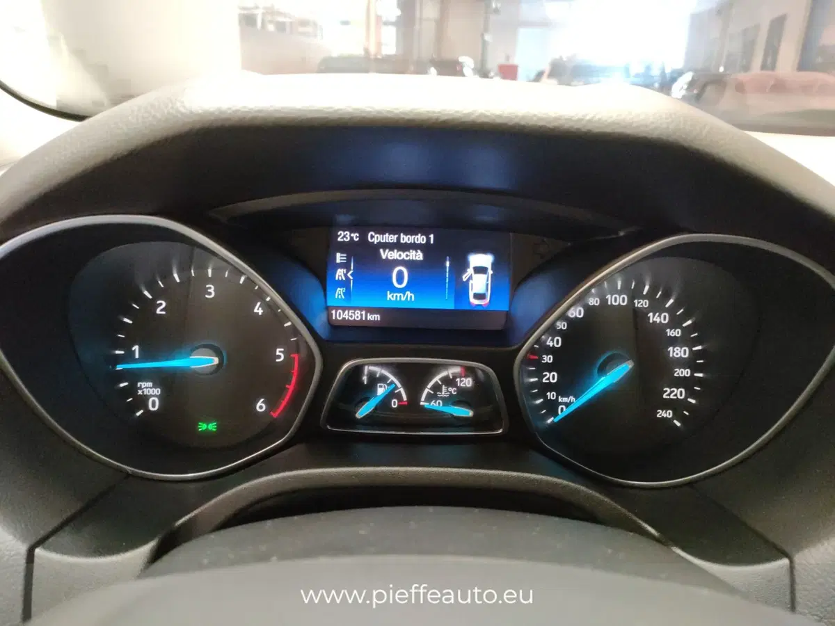 Ford Focus Station Wagon usata a Teramo (18)