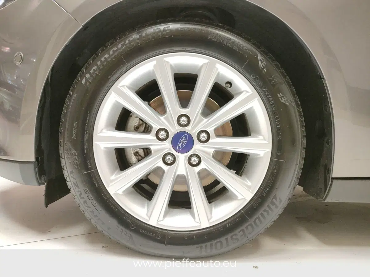 Ford Focus Station Wagon usata a Teramo (7)