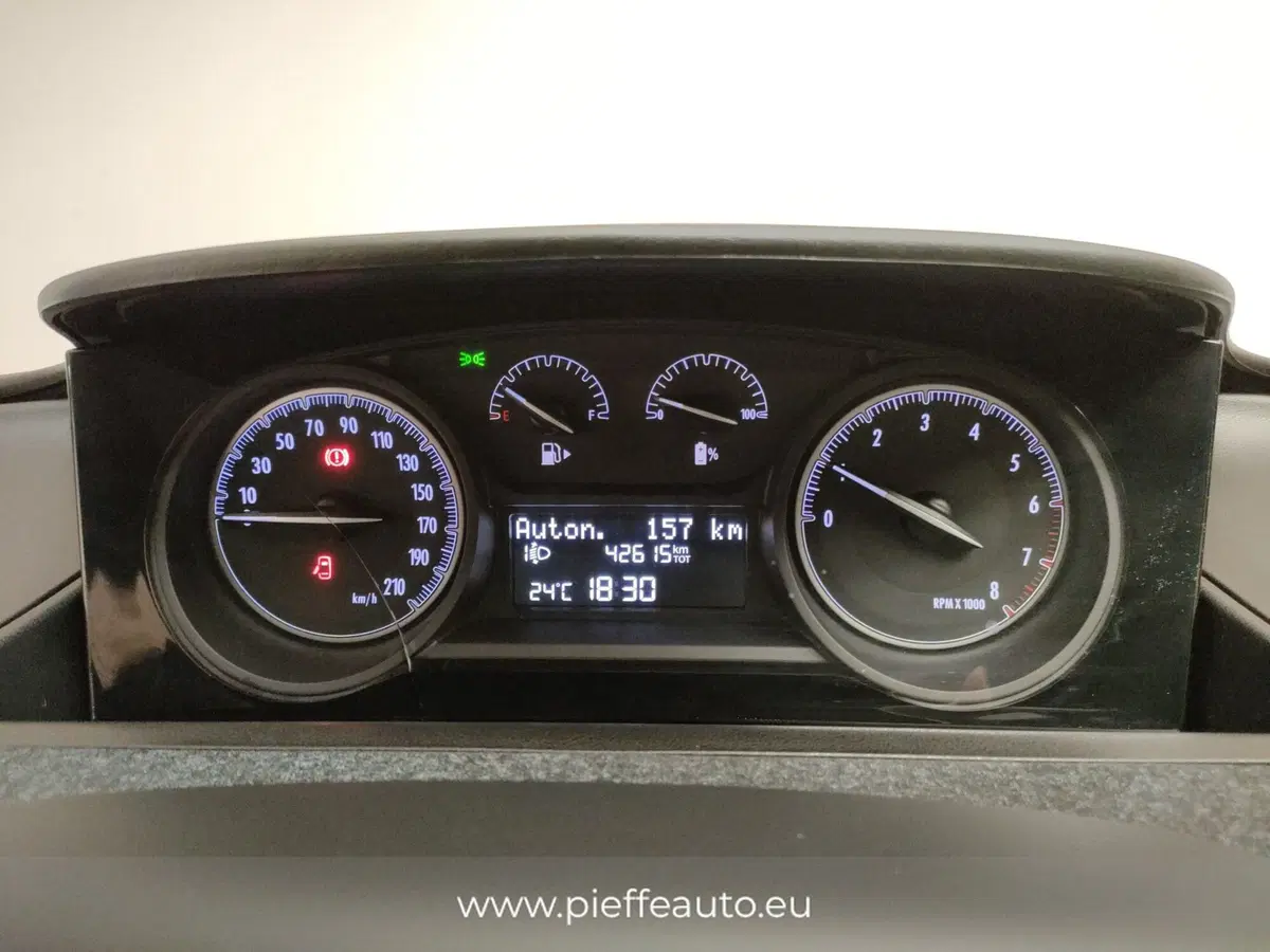 Lancia Ypsilon usata a Teramo (18)