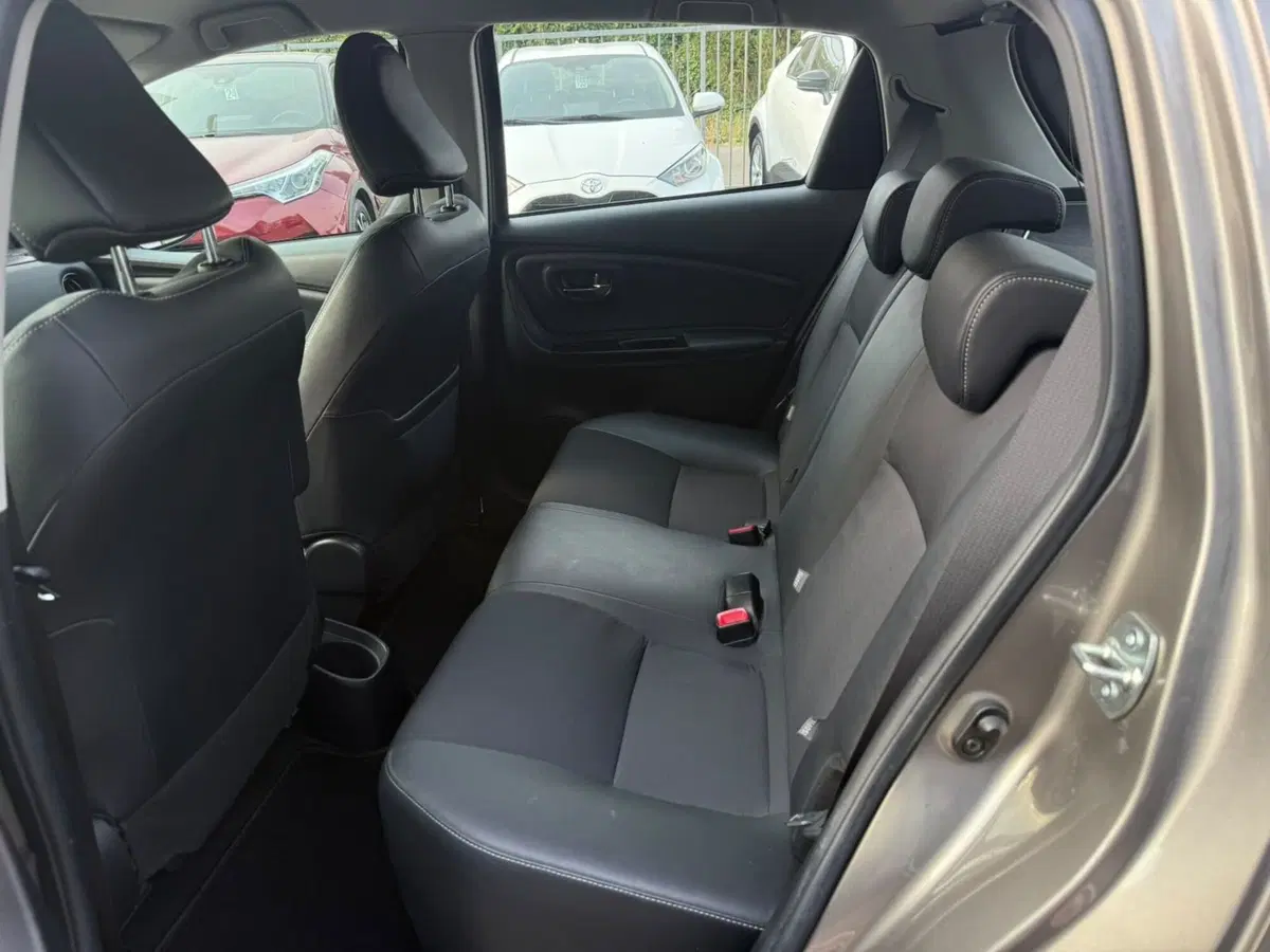Toyota Yaris usata a Piacenza (7)