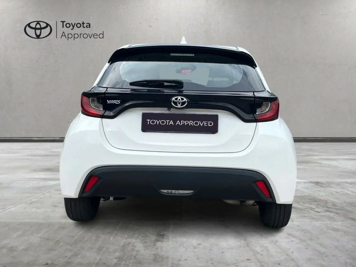 Toyota Yaris usata a Sondrio (12)