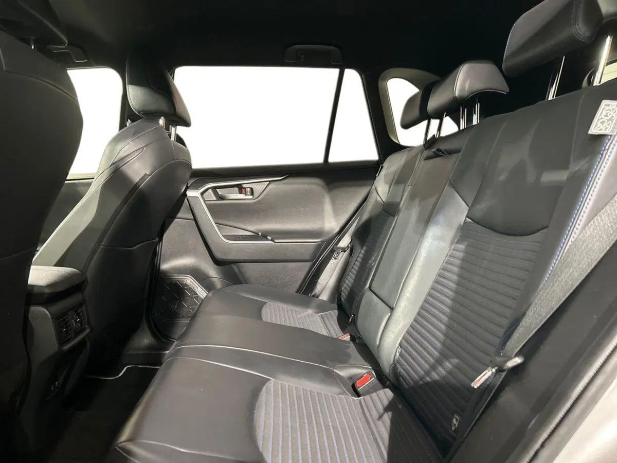 Toyota Rav4 usata a Lecco (10)