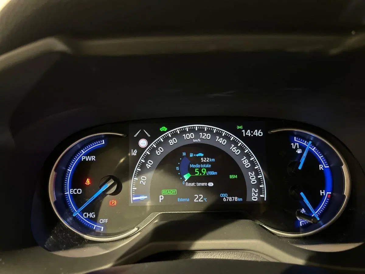 Toyota Rav4 usata a Lecco (7)