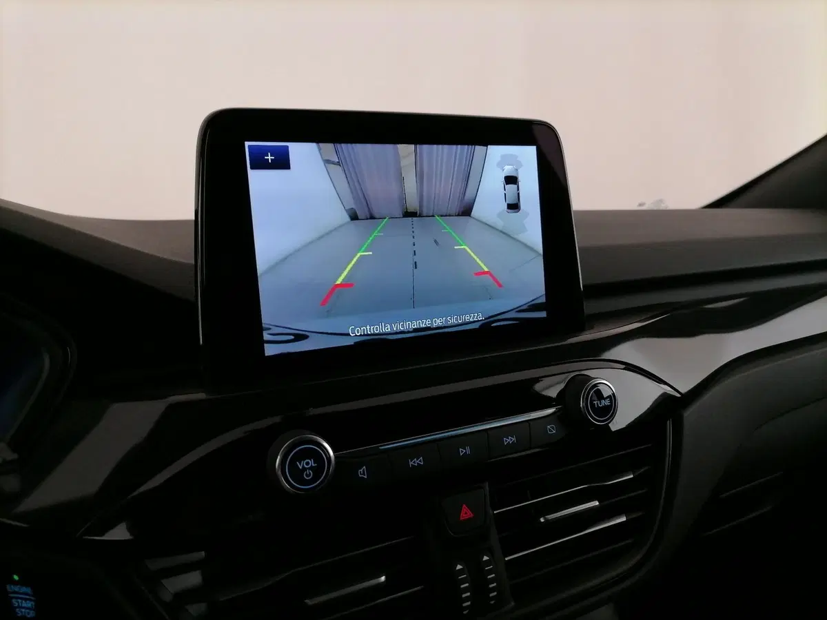 Ford Kuga usata a Roma (18)