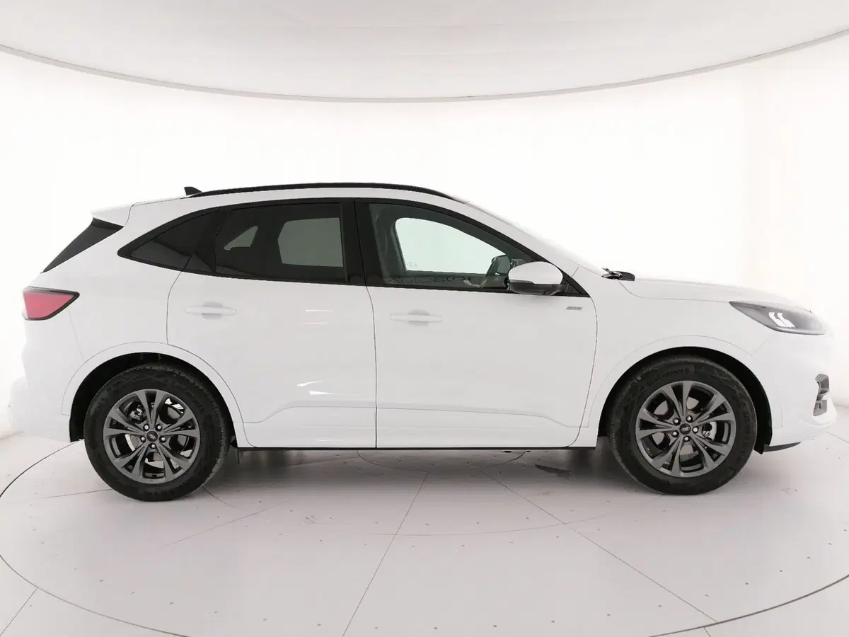 Ford Kuga usata a Roma (3)
