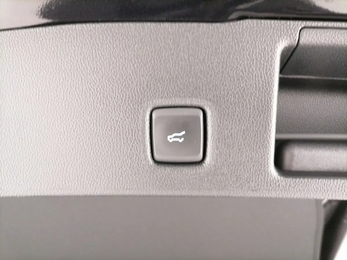 Ford Kuga usata a Roma (11)
