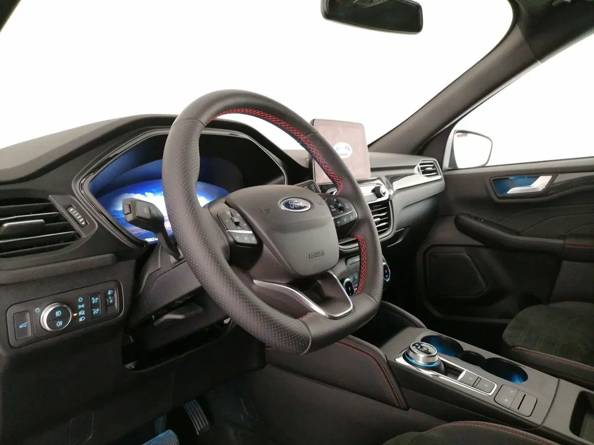 Ford Kuga usata a Roma (12)