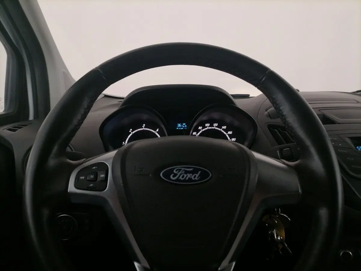 Ford Transit Courier usata a Roma (18)