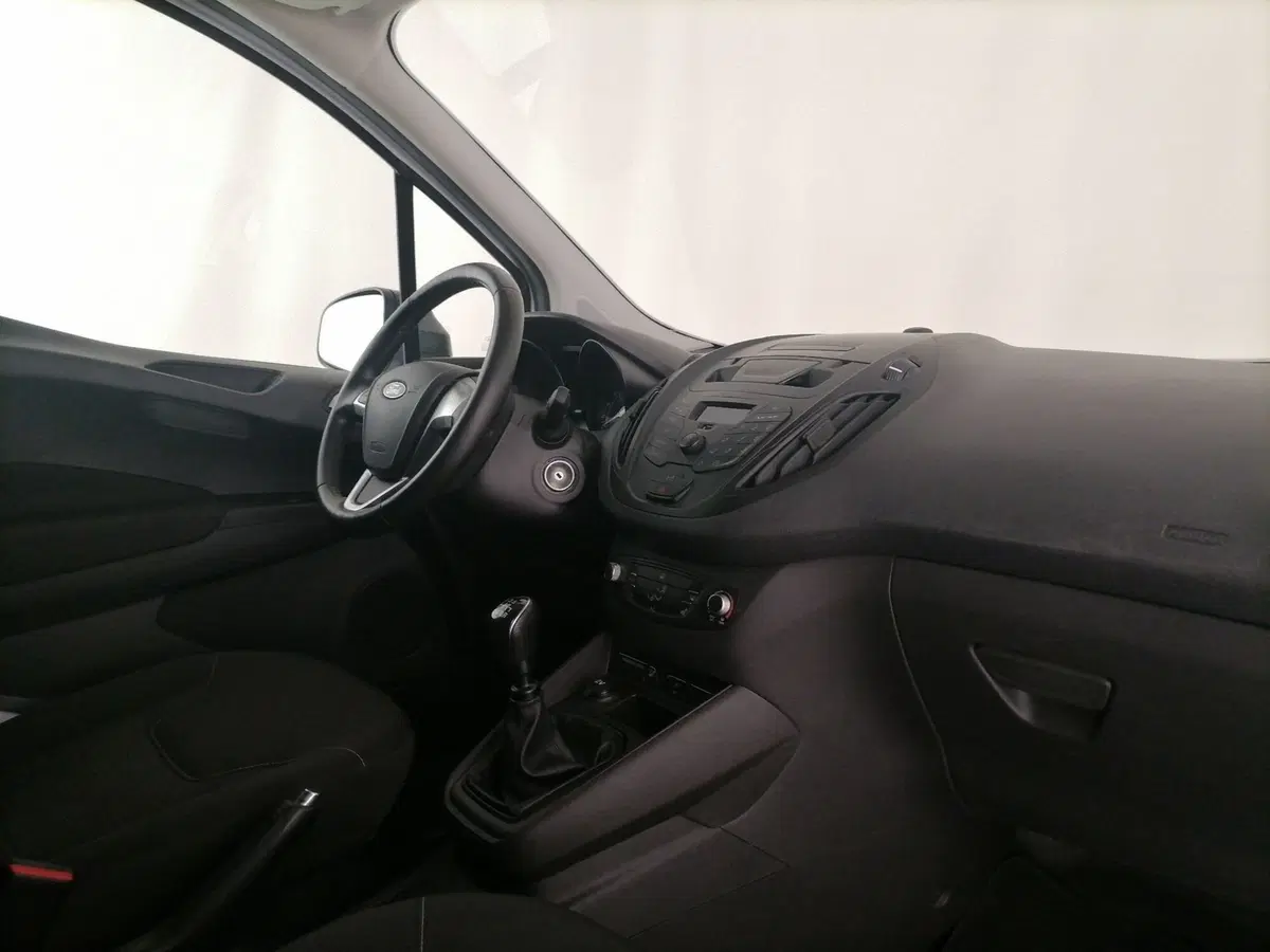 Ford Transit Courier usata a Roma (7)