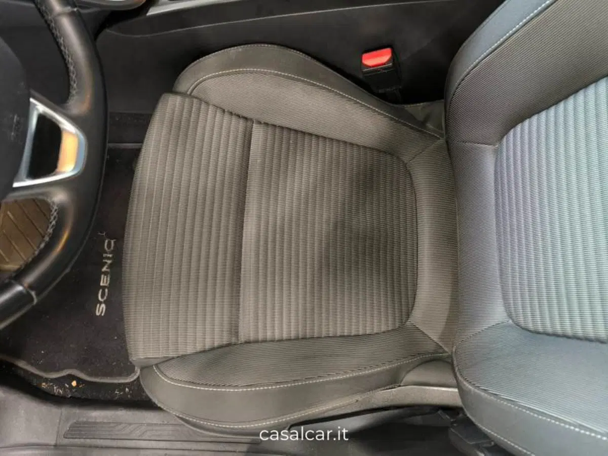 Renault Grand Scénic usata a Salerno (12)